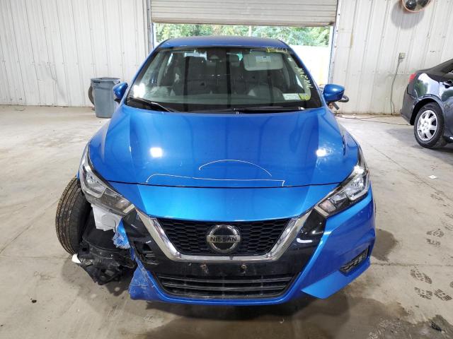 3N1CN8EV1ML885662 - 2021 NISSAN VERSA SV BLUE photo 5