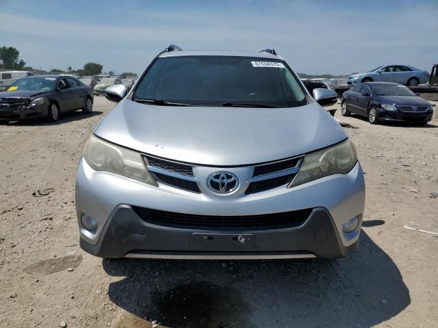 2T3WFREV0FW169375 - 2015 TOYOTA RAV4 XLE SILVER photo 5