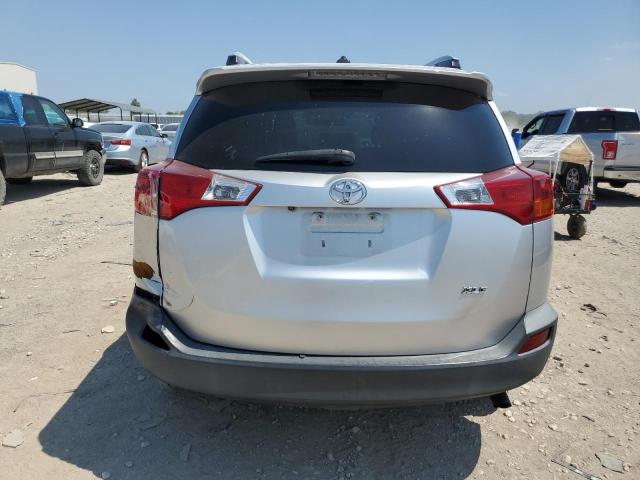2T3WFREV0FW169375 - 2015 TOYOTA RAV4 XLE SILVER photo 6