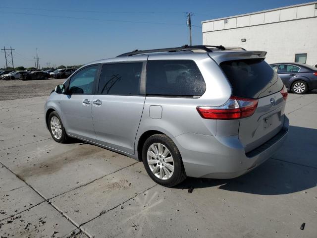 5TDDK3DC9GS142940 - 2016 TOYOTA SIENNA XLE SILVER photo 2