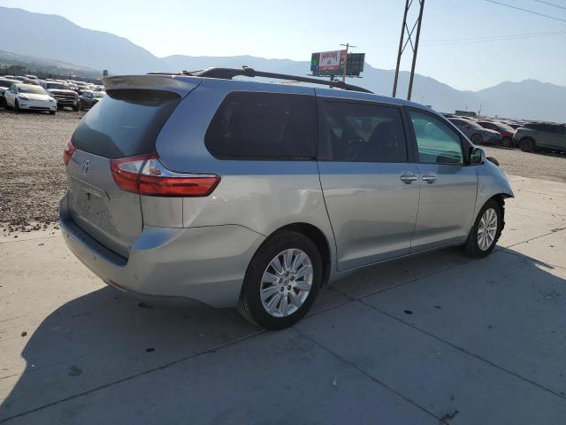 5TDDK3DC9GS142940 - 2016 TOYOTA SIENNA XLE SILVER photo 3