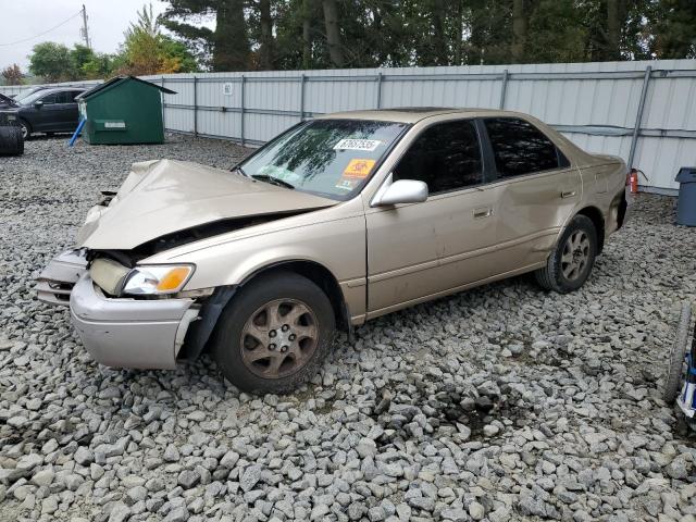 1999 TOYOTA CAMRY LE, 