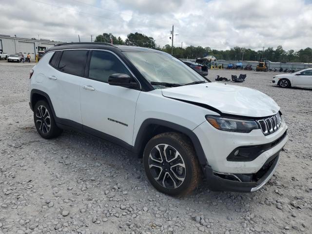 3C4NJDCN8PT521238 - 2023 JEEP COMPASS LIMITED WHITE photo 4