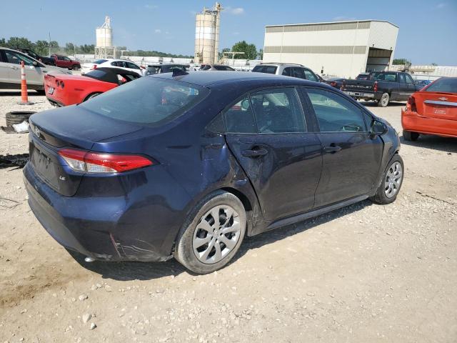 5YFEPMAE7NP280077 - 2022 TOYOTA COROLLA LE BLUE photo 3