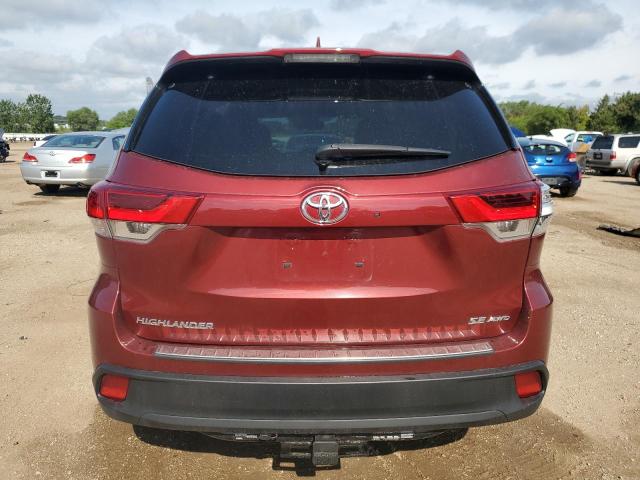 5TDJZRFH5JS867324 - 2018 TOYOTA HIGHLANDER SE Бордовый фото 6
