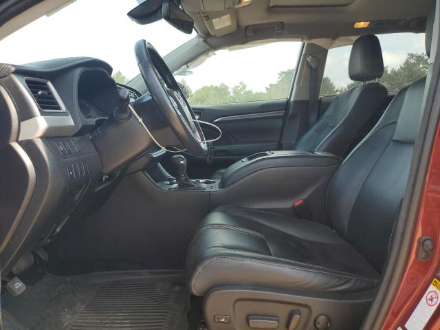 5TDJZRFH5JS867324 - 2018 TOYOTA HIGHLANDER SE Бордовый фото 7