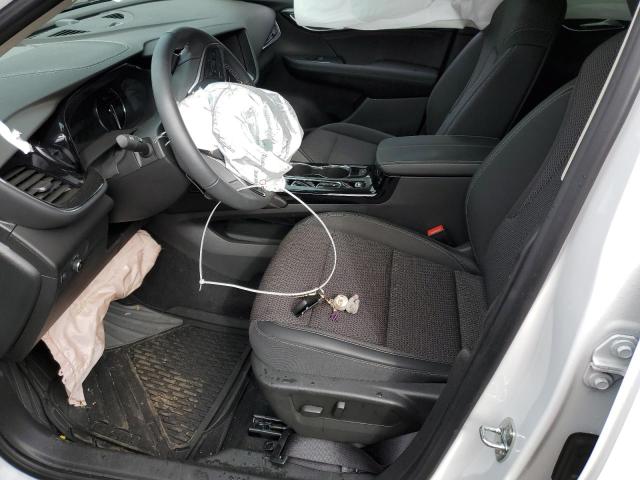 LRBAZLR48ND168209 - 2022 BUICK ENVISION PREFERRED WHITE photo 7