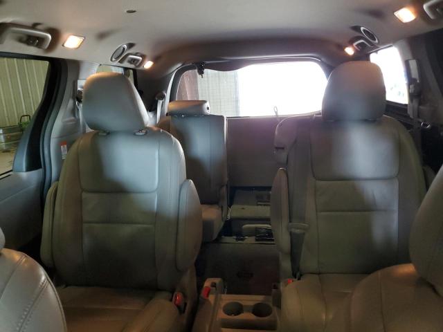 5TDYZ3DC3JS926938 - 2018 TOYOTA SIENNA XLE أسود صورة 10