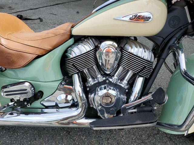 56KTRLAA4H3346990 - 2017 INDIAN MOTORCYCLE CO. ROADMASTER CLASSIC GREEN photo 7
