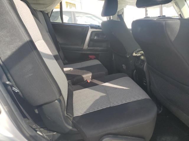 JTEBU5JR9G5328436 - 2016 TOYOTA 4RUNNER SR5/SR5 PREMIUM 银色 照片 11