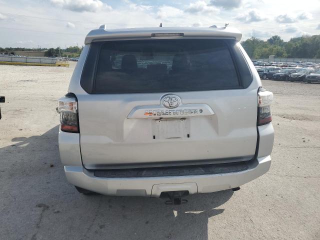 JTEBU5JR9G5328436 - 2016 TOYOTA 4RUNNER SR5/SR5 PREMIUM 银色 照片 6