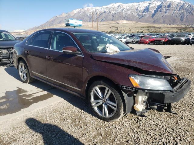 1VWCH7A32DC013342 - 2013 VOLKSWAGEN PASSAT SEL MAROON photo 4