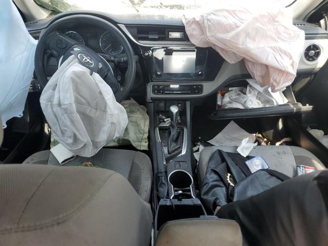 2T1BURHE4KC232207 - 2019 TOYOTA COROLLA L أسود صورة 8