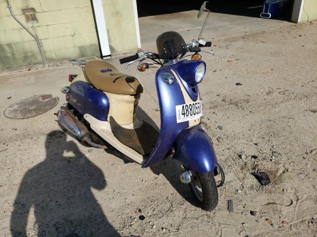 LAWTAAM028C464255 - 2018 VENU SCOOTER BLUE photo 1