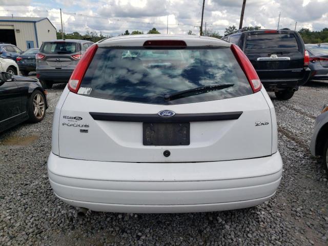 3FAFP37N55R102299 - 2005 FORD FOCUS ZX5 WHITE photo 6