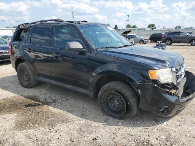1FMCU0DG9AKB03024 - 2010 FORD ESCAPE XLT BLACK photo 4
