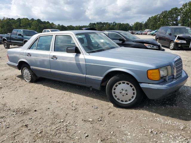 WDBCA24E7LA532127 - 1990 MERCEDES-BENZ 300 SE BLUE photo 4