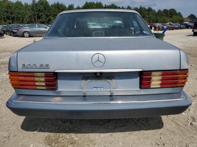 WDBCA24E7LA532127 - 1990 MERCEDES-BENZ 300 SE BLUE photo 6