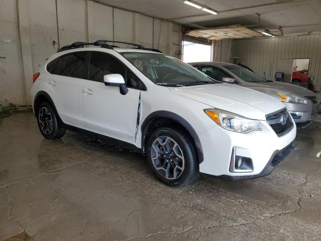 JF2GPABC3G8301284 - 2016 SUBARU CROSSTREK PREMIUM WHITE photo 4