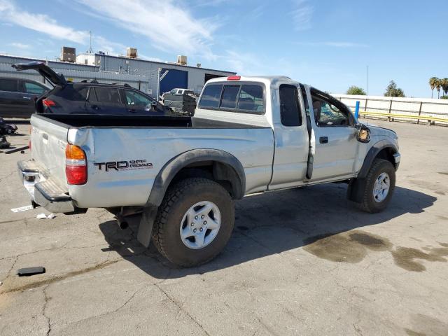 5TESN92N24Z318022 - 2004 TOYOTA TACOMA XTRACAB PRERUNNER ვერცხლისფერი ფოტო 3