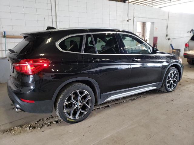 WBXJG9C0XN5V43112 - 2022 BMW X1 XDRIVE28I BLACK photo 3