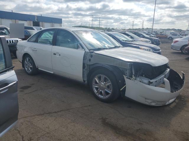 1MEHM42W69G611203 - 2009 MERCURY SABLE PREMIER WHITE photo 4