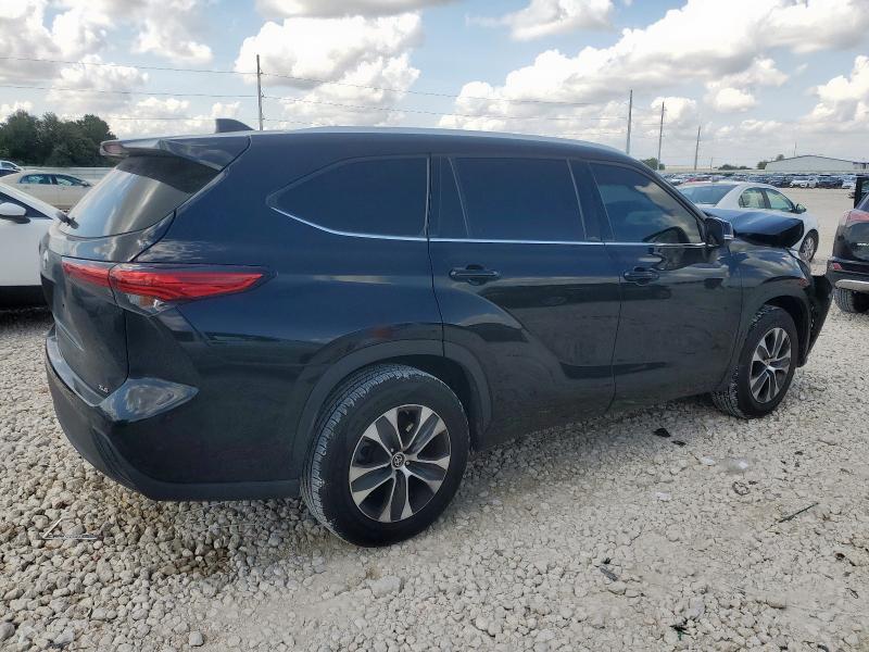 5TDGZRAH8NS540990 - 2022 TOYOTA HIGHLANDER XLE შავი ფოტო 3