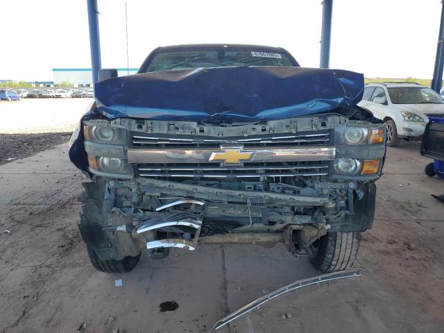 1GC2KUEG0HZ151797 - 2017 CHEVROLET SILVERADO K2500 HEAVY DUTY BLUE photo 5
