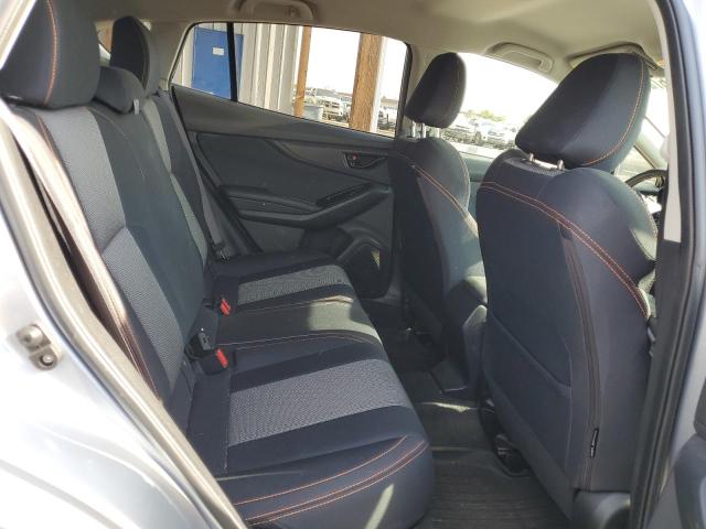 JF2GTABC7JH332153 - 2018 SUBARU CROSSTREK PREMIUM Серебристый фото 10