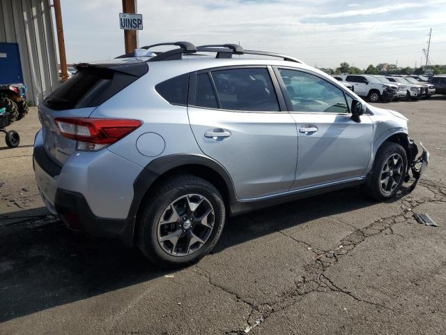 JF2GTABC7JH332153 - 2018 SUBARU CROSSTREK PREMIUM Серебристый фото 3