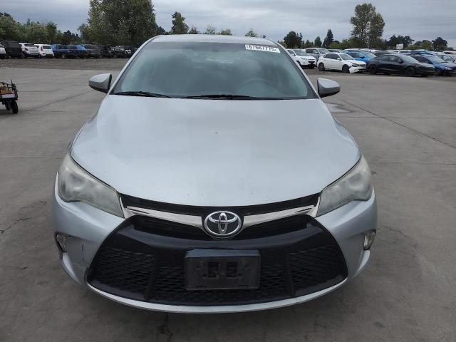 4T1BF1FK0GU254456 - 2016 TOYOTA CAMRY LE SILVER photo 5