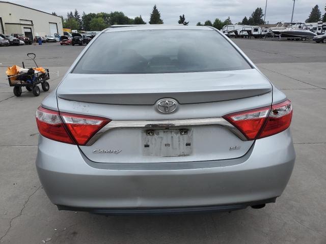 4T1BF1FK0GU254456 - 2016 TOYOTA CAMRY LE SILVER photo 6