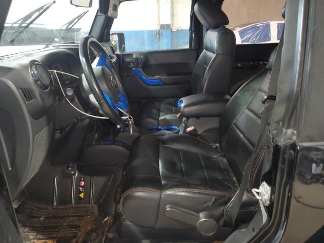 1C4AJWBG8CL275584 - 2012 JEEP WRANGLER SAHARA 黑色 照片 7