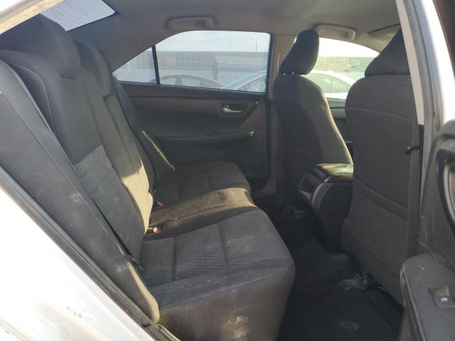 4T4BF1FK1FR483331 - 2015 TOYOTA CAMRY LE WHITE photo 10