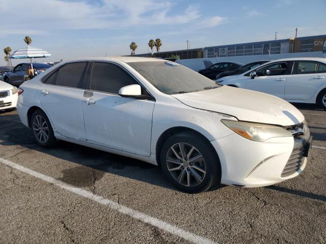 4T4BF1FK1FR483331 - 2015 TOYOTA CAMRY LE WHITE photo 4