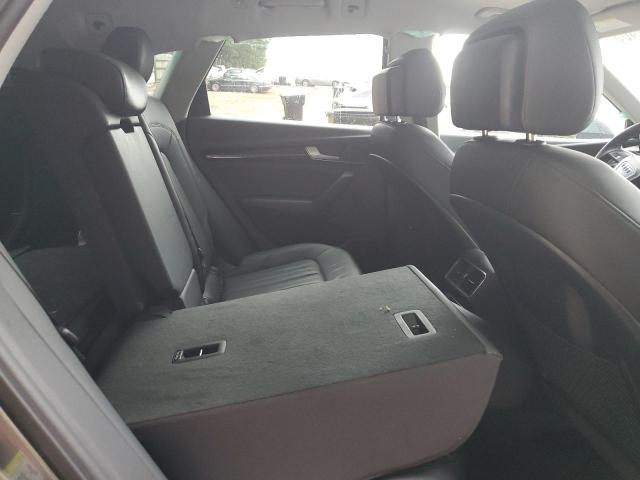 WA1ANAFY9J2100199 - 2018 AUDI Q5 PREMIUM GRAY photo 11
