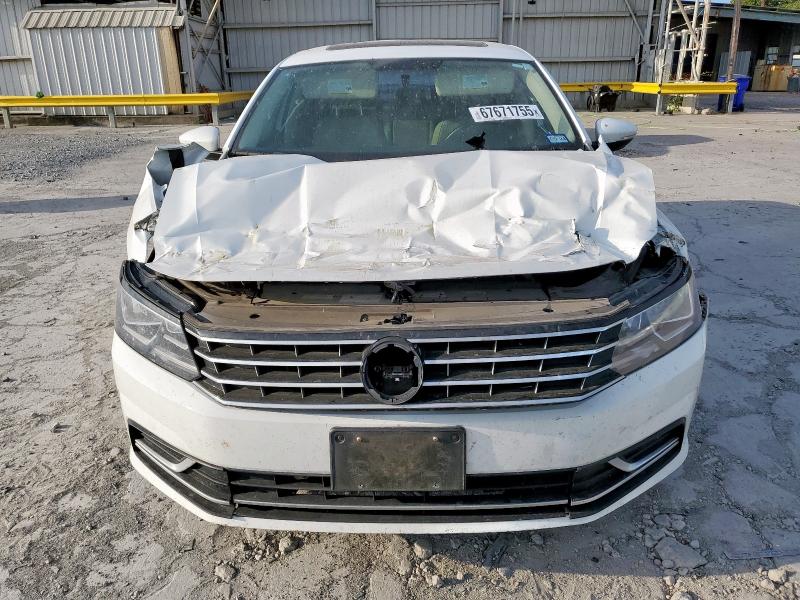 1VWLA7A30KC004947 - 2019 VOLKSWAGEN PASSAT WOLFSBURG WHITE photo 5