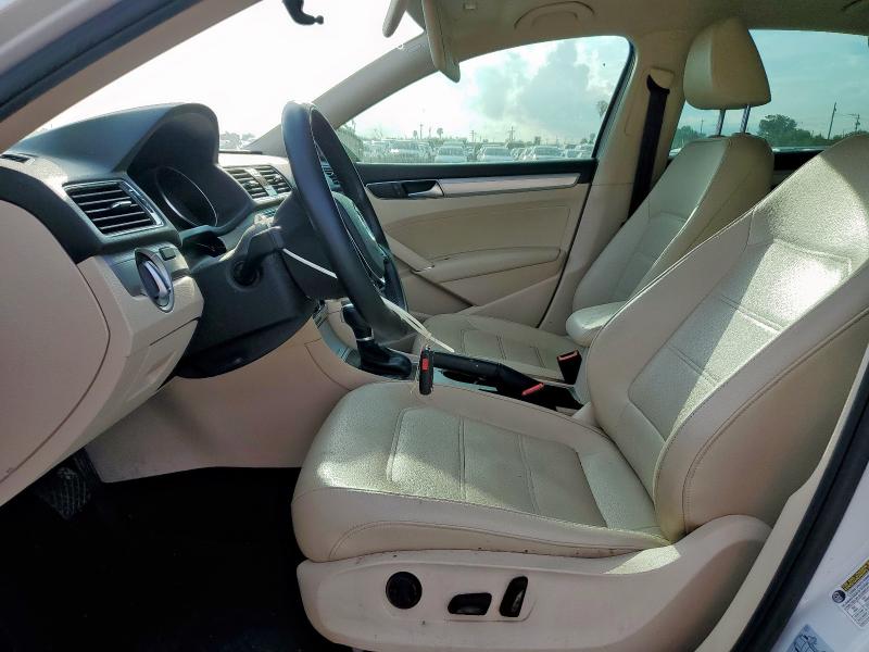 1VWLA7A30KC004947 - 2019 VOLKSWAGEN PASSAT WOLFSBURG WHITE photo 7