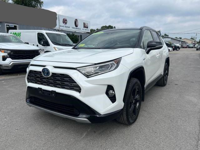 JTMEWRFV2KJ022977 - 2019 TOYOTA RAV4 XSE WHITE photo 2