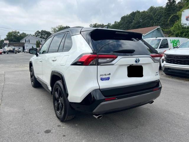 JTMEWRFV2KJ022977 - 2019 TOYOTA RAV4 XSE WHITE photo 3