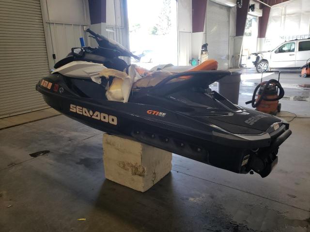 YDV35622C212 - 2012 SEAD JETSKI ORANGE photo 3