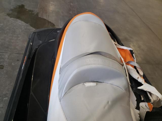 YDV35622C212 - 2012 SEAD JETSKI ORANGE photo 6