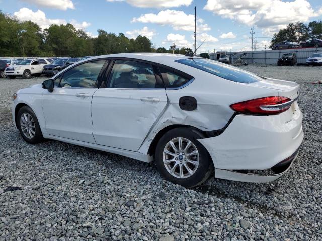 3FA6P0G75HR265684 - 2017 FORD FUSION S WHITE photo 2