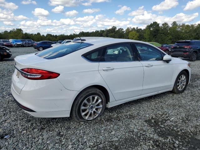 3FA6P0G75HR265684 - 2017 FORD FUSION S WHITE photo 3