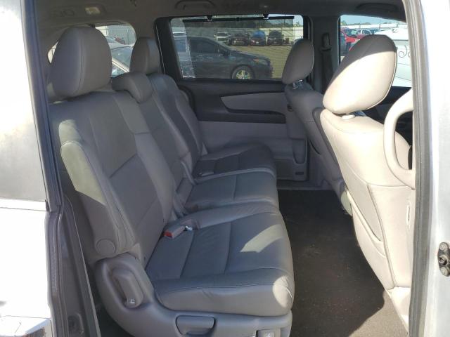 5FNRL5H6XFB079532 - 2015 HONDA ODYSSEY EXL SILVER photo 11