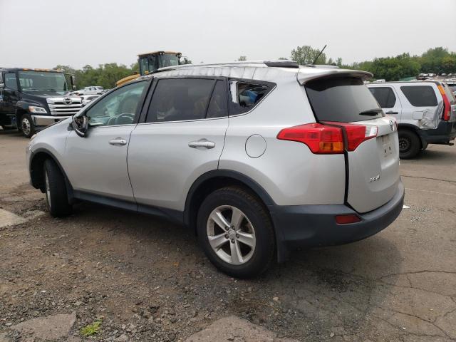2T3RFREV6EW158019 - 2014 TOYOTA RAV4 XLE SILVER photo 2