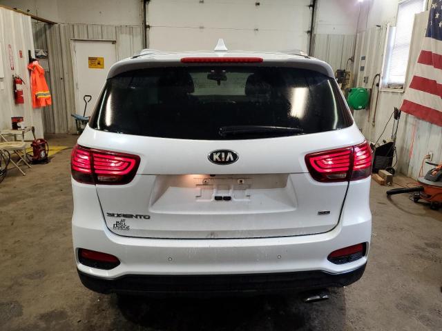 5XYPGDA33KG437059 - 2019 KIA SORENTO L WHITE photo 6