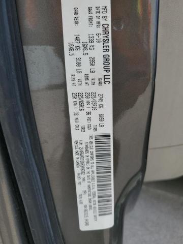 2V4RW4D16AR348382 - 2010 VOLKSWAGEN ROUTAN S GRAY photo 13