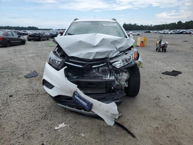 KL4CJASB6JB591045 - 2018 BUICK ENCORE PREFERRED WHITE photo 5