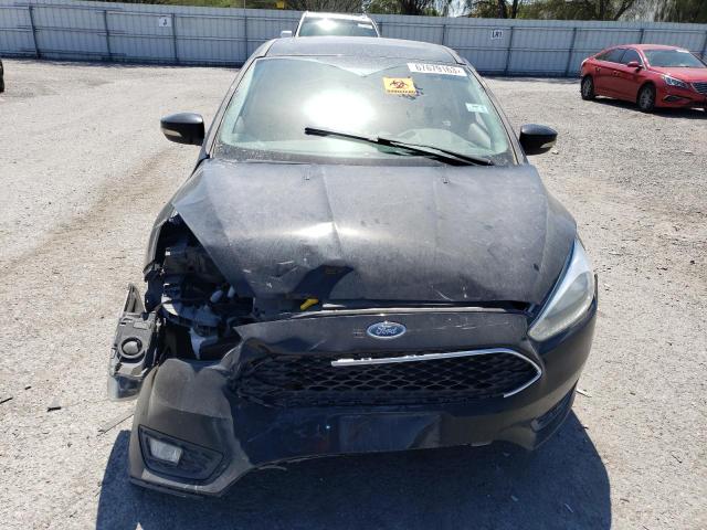 1FADP3F26GL405995 - 2016 FORD FOCUS SE BLACK photo 5